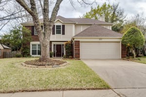 517 Chasewood Drive Grapevine TX 76051
